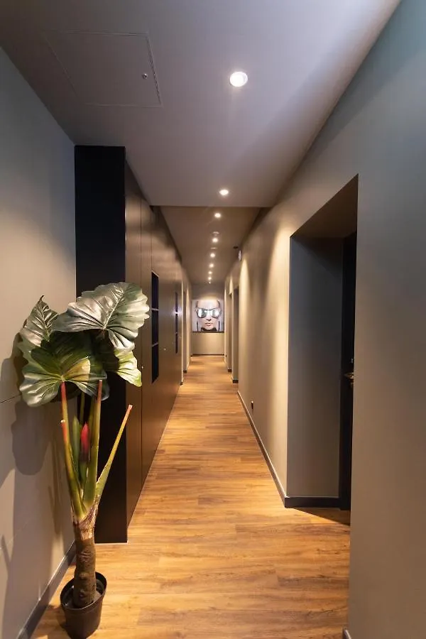 Munich Rooms Hotel 4*,